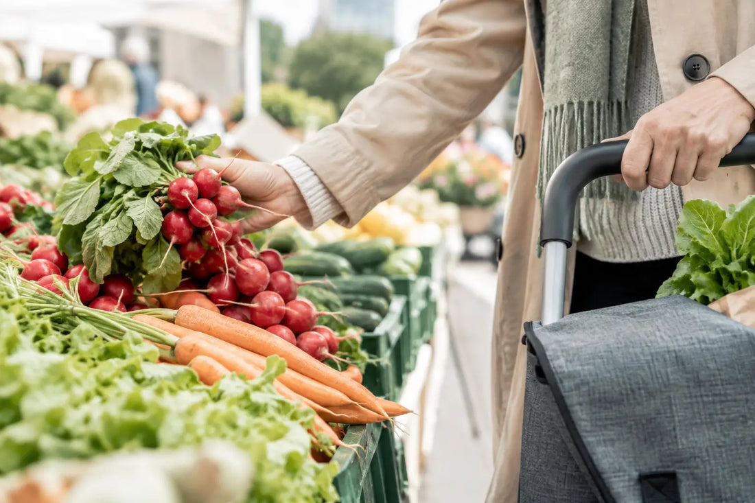 Marktbesuch mit Trolley für entspannte Einkäufe