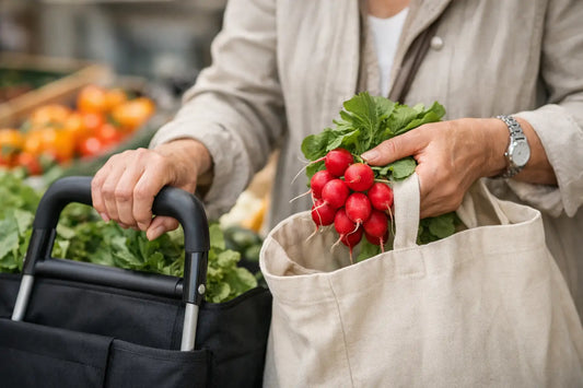 Einkaufstrolley vs. Stofftasche im Alltag